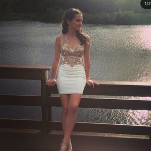 Nox Anabel White dress with gold Accents